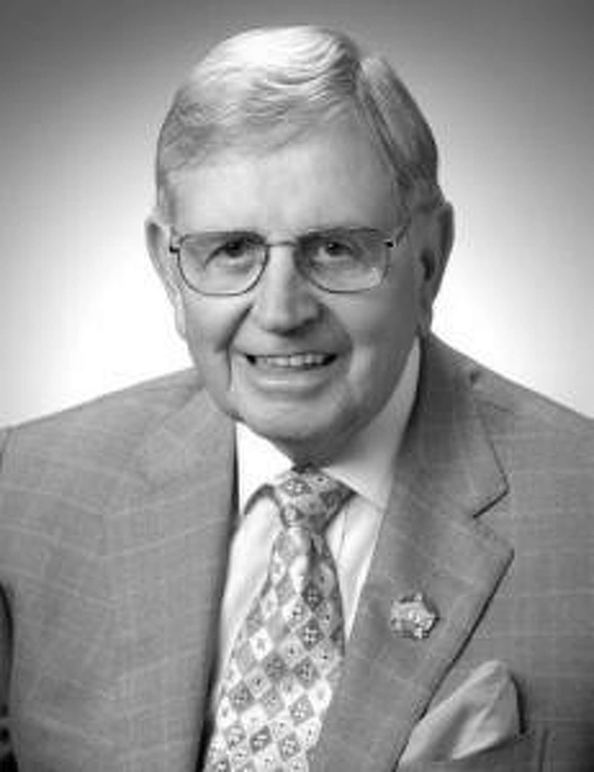 Milo Hamilton, beloved Houston Astros voice, dies at age 88