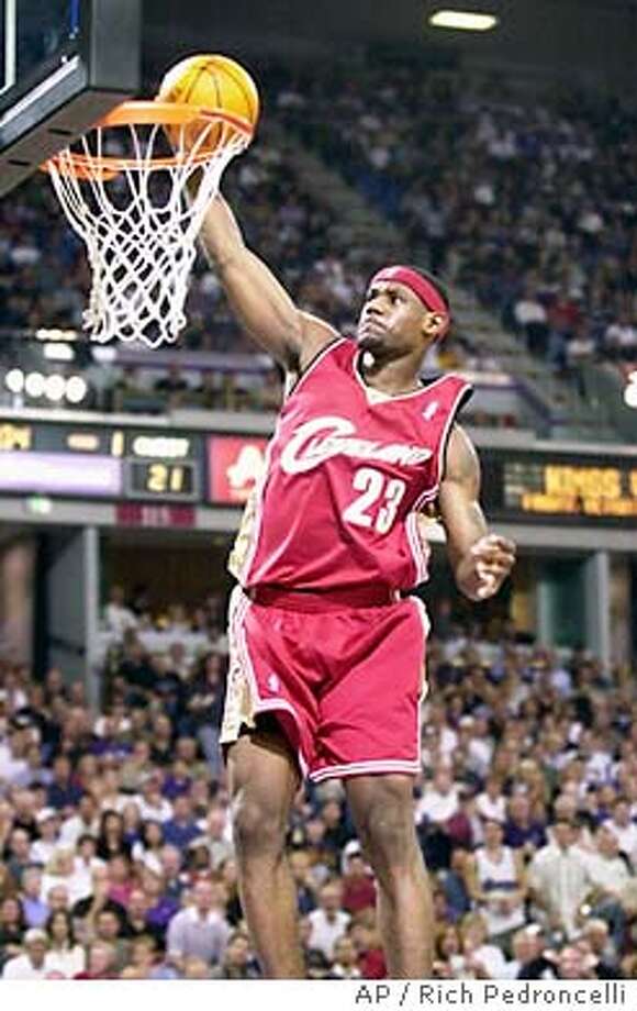 lebron james first dunk