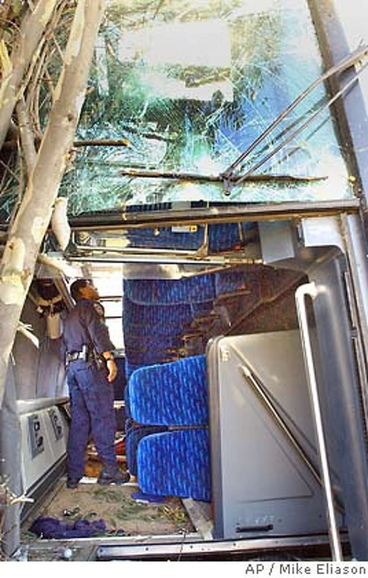 2 Die In Sf Bound Greyhound Bus Crash