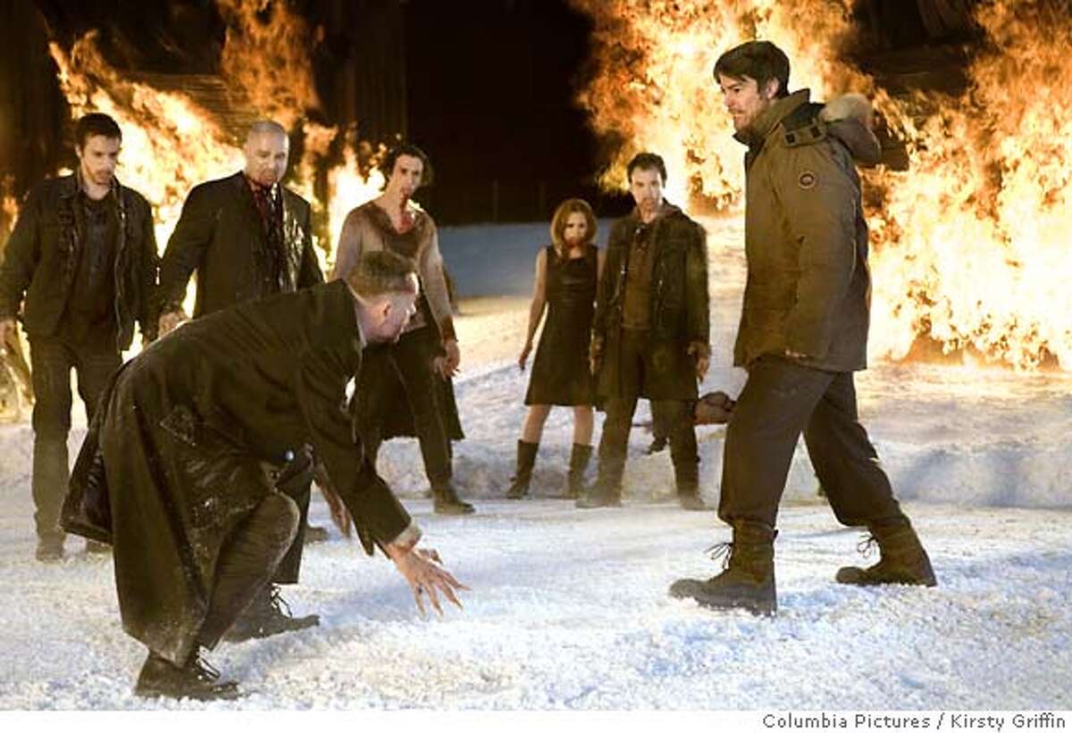 Review Alaskans don't go easy on vampires in '30 Days of Night'