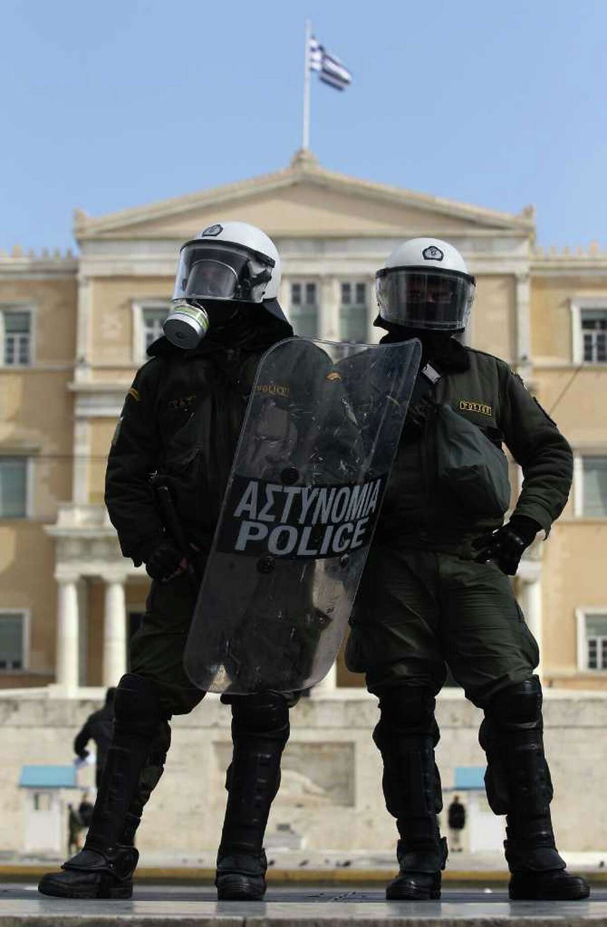 Greece Police Blotter - 1irebn0