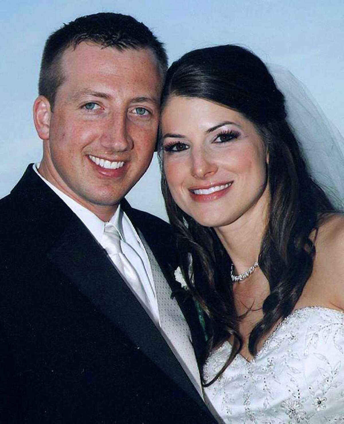 SPECTRUM/Stacey C. Green of Bentonville, Arkansas married Andrew R. Fink of New Milford, May 21, 2011 Courtesy of the Fink family