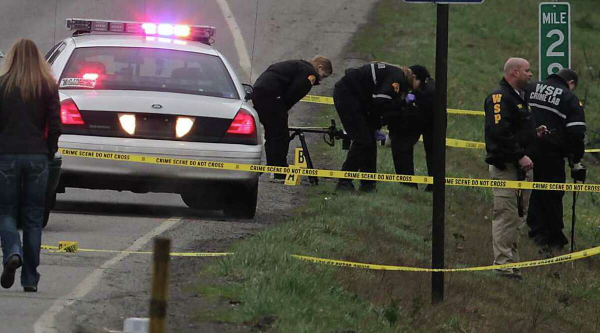 Suspect in trooper's death shoots, kills himself