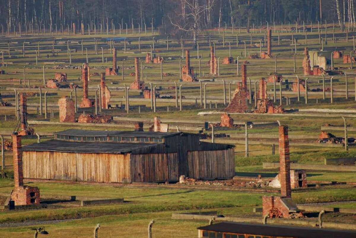 Poland, US Museum Tussle Over Auschwitz Barracks