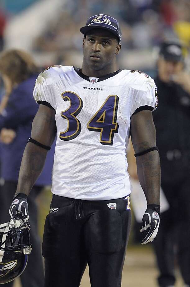 Ricky Williams Says He S Retiring From Nfl Sfgate