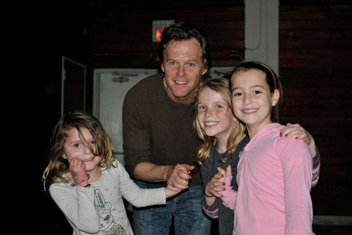 SEEN Greenwich Roller Skating