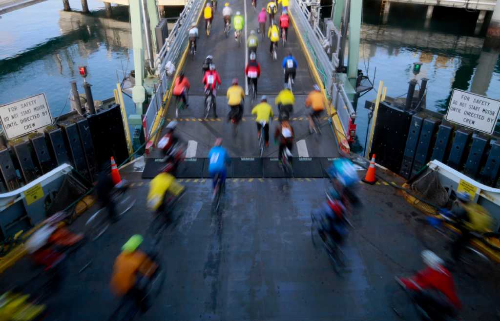 Chilly Hilly bicycle ride on Bainbridge Island