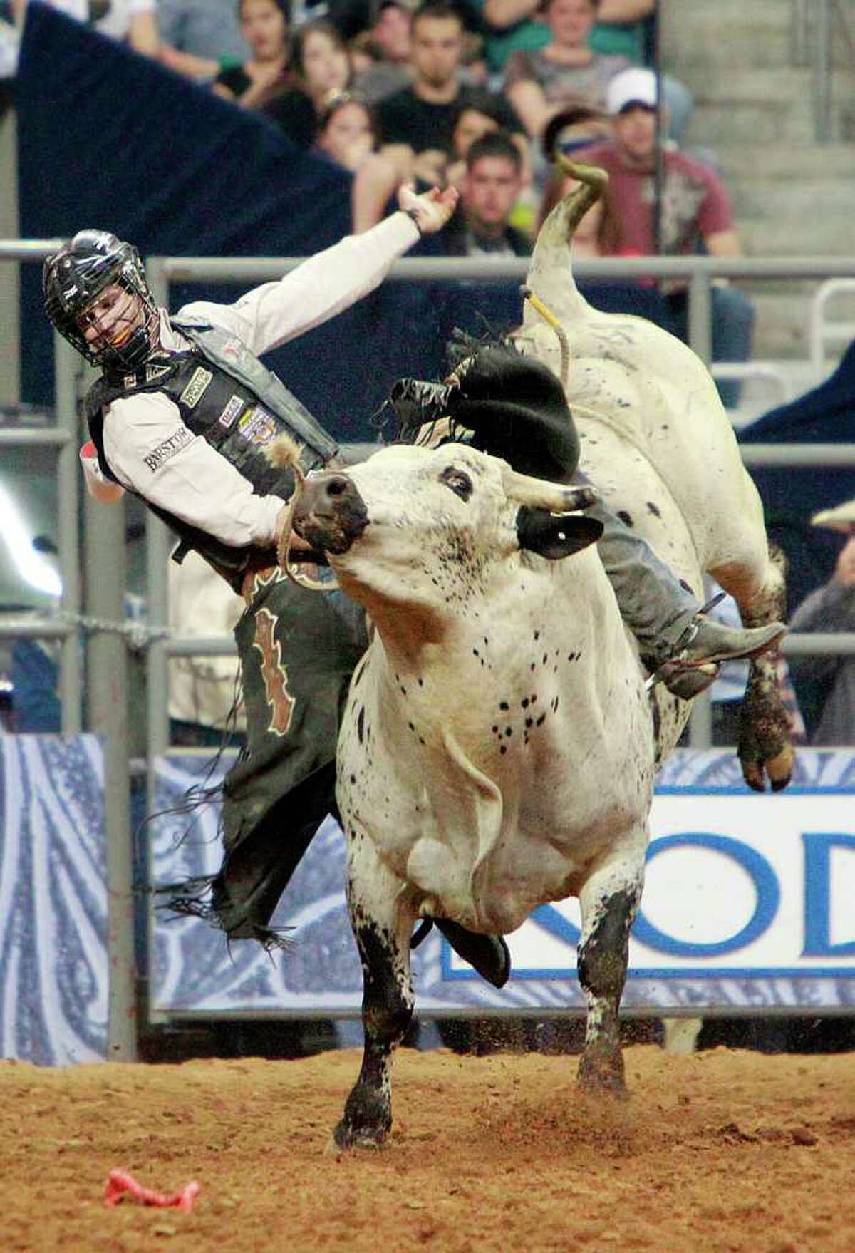 Rodeo goes without sanctioning again after format works