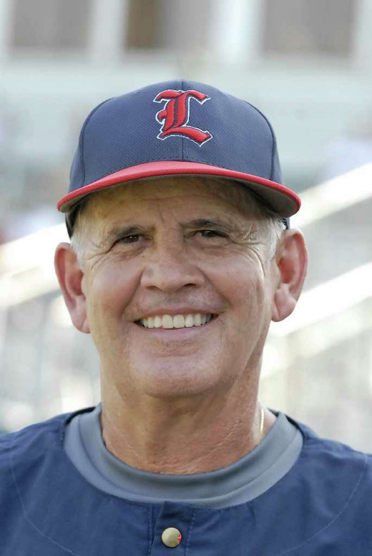 Baseball Lamar makes pitch for second straight title
