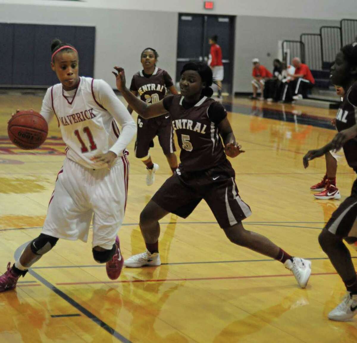 Girls basketball: Manvel bows out in regionals