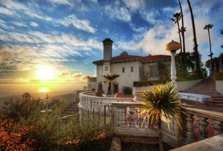 A tour of Hearst Castle
