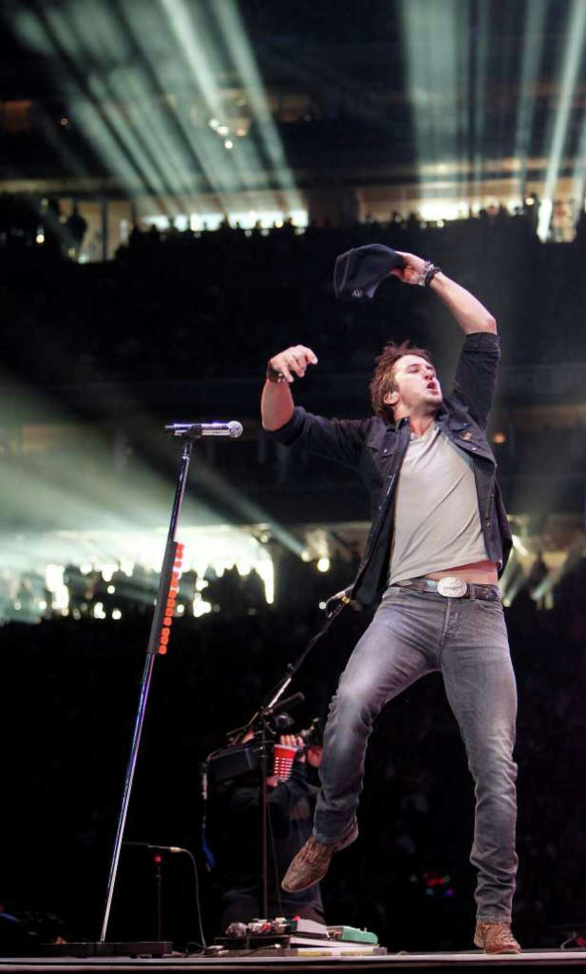 Energy and enthusiasm were in full display Saturday as Luke Bryan made his RodeoHouston debut before 71,007 fans.