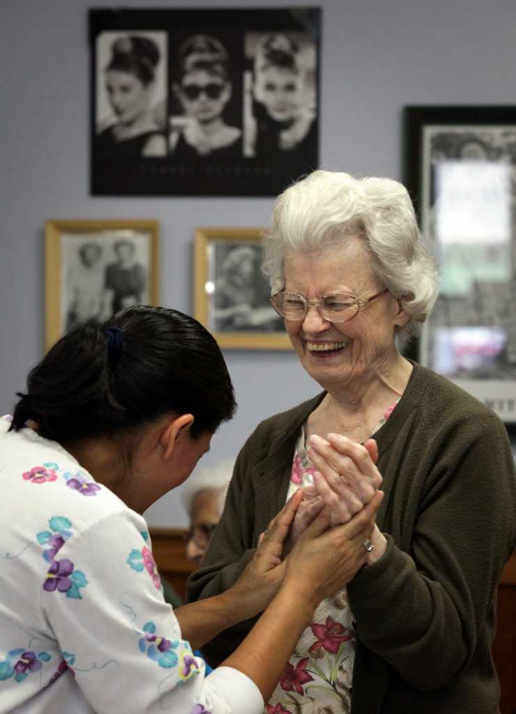 Alzheimer's center adjusts program for baby boomers