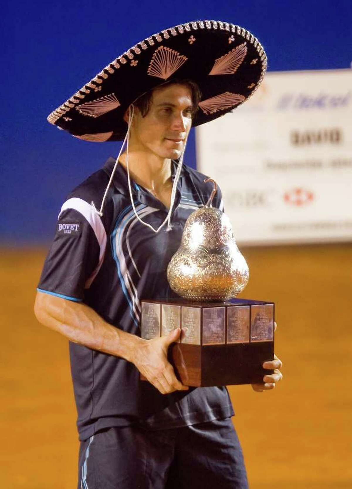 Ferrer defends title at Mexican Open