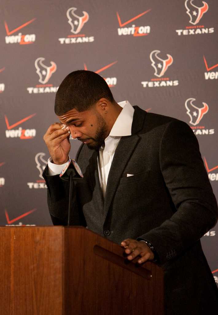 Arian Foster announces retirement from NFL after eight seasons