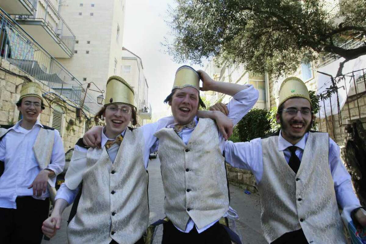 Jews worry about Purim's endorsement of alcohol
