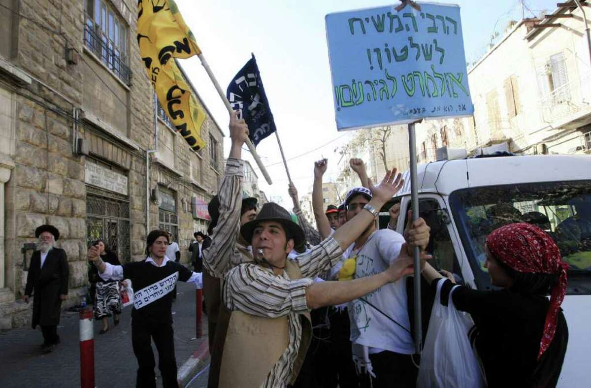 Jews worry about Purim's endorsement of alcohol