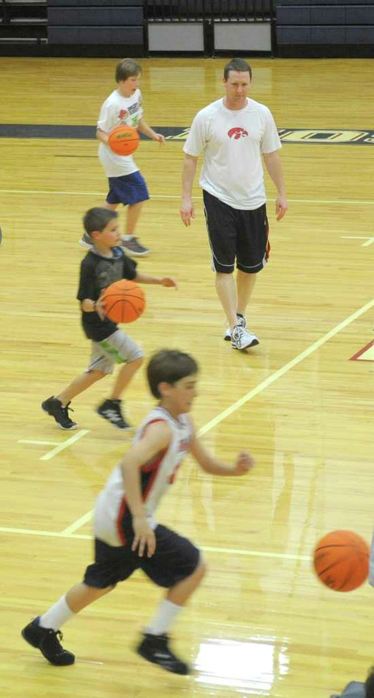 Youth basketball programs can lead to success at high school level