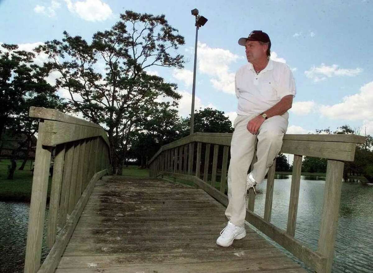 Mickey Gilley plans return of his famous club to Pasadena