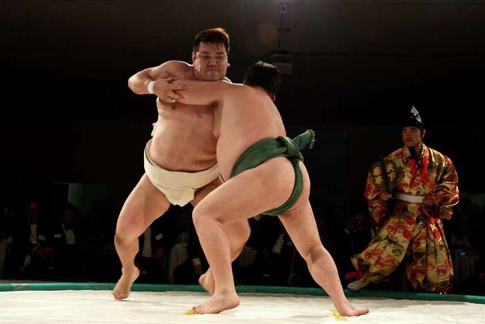 Weighing in with sumo stars