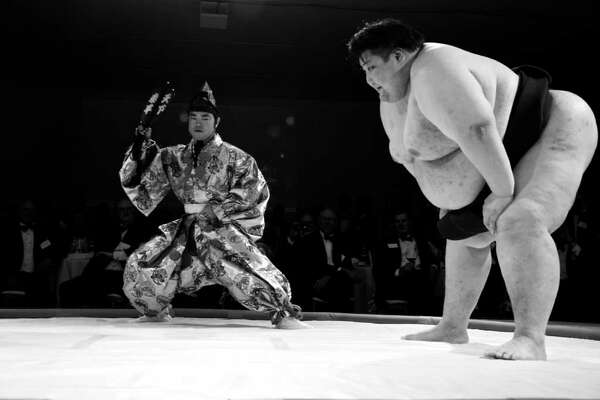 Weighing in with sumo stars - HoustonChronicle.com