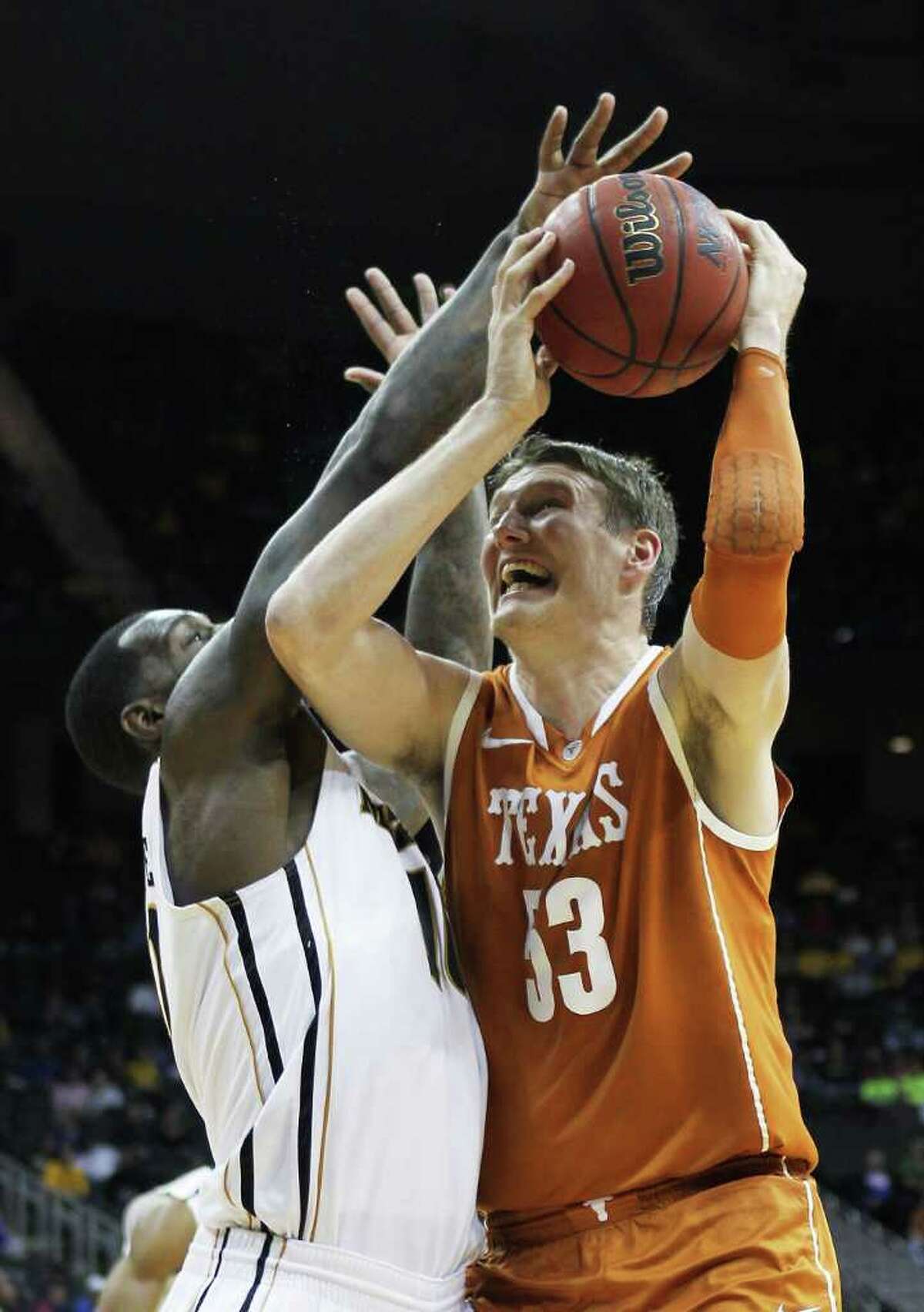 UT men bounced from Big 12 tourney by Mizzou 