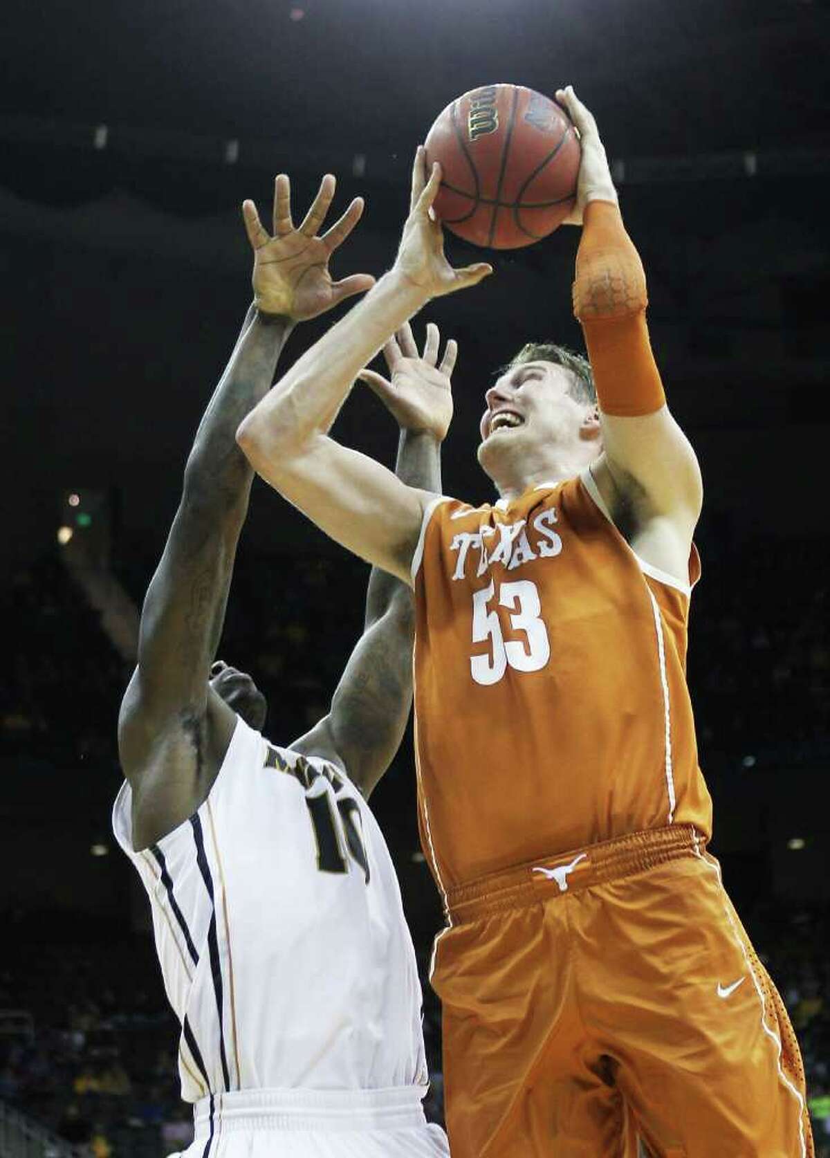 UT men bounced from Big 12 tourney by Mizzou 