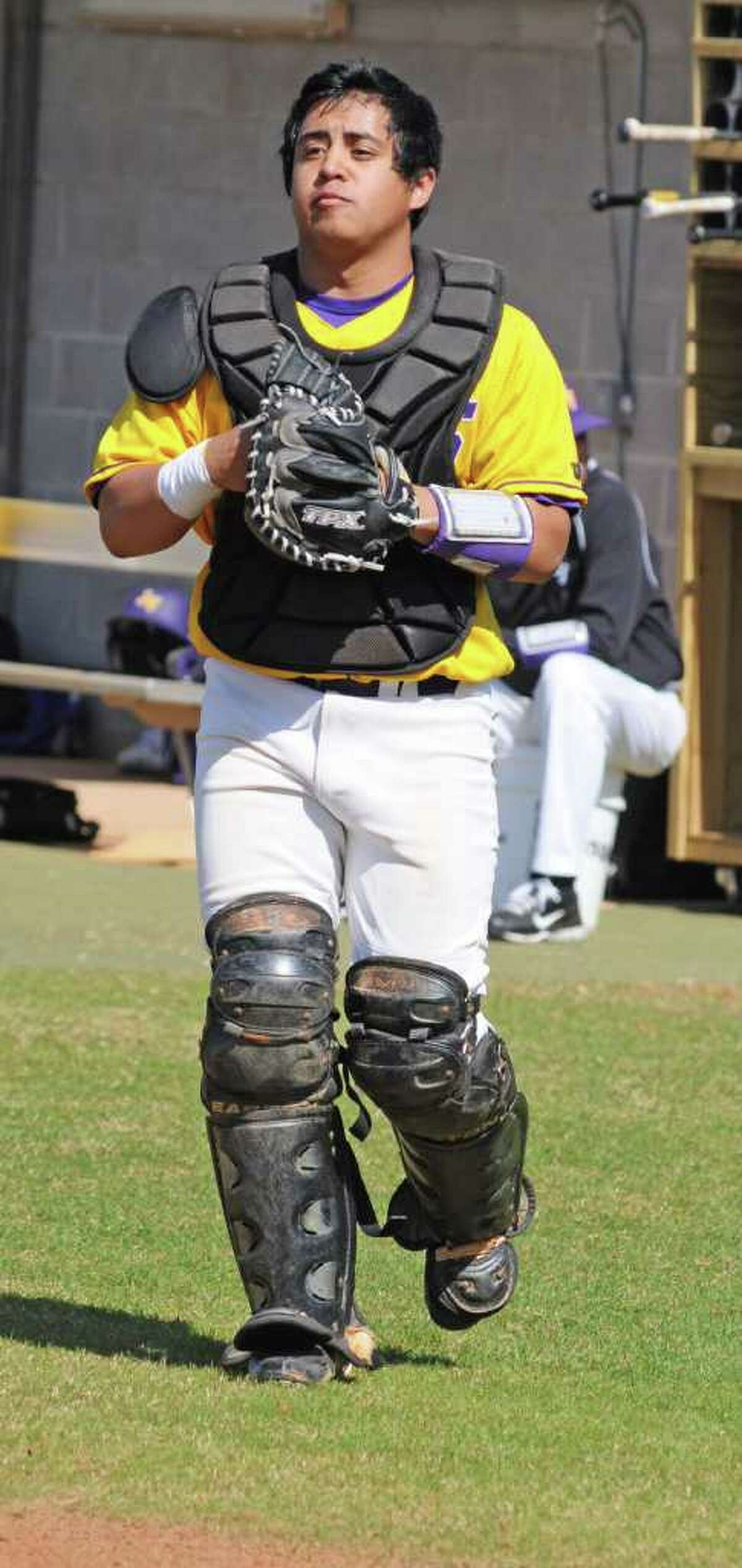 Baseball Falcons lay playoff flight plan