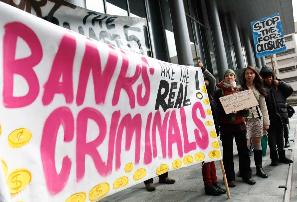 Occupy protests at Seattle courthouse, Chase bank