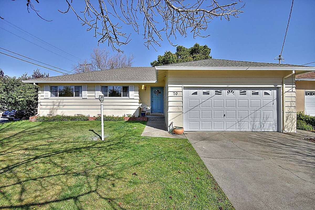 Mariner Cove ranch home in Corte Madera