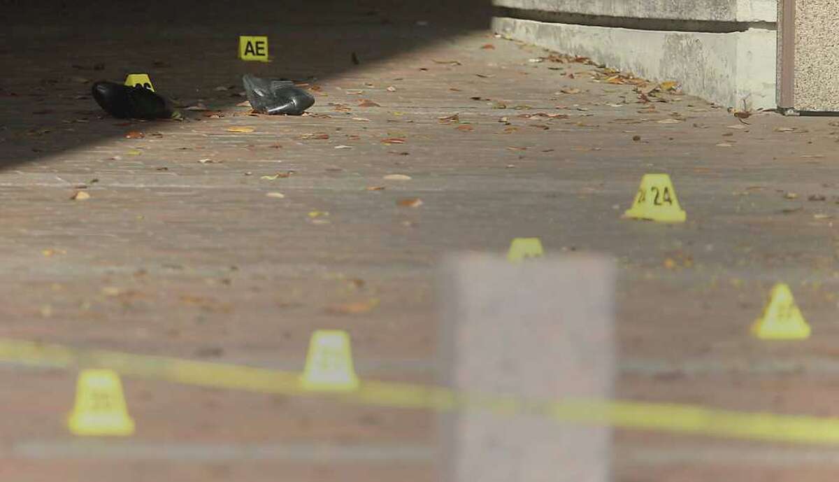 Bond for accused courthouse shooter set at 4 million