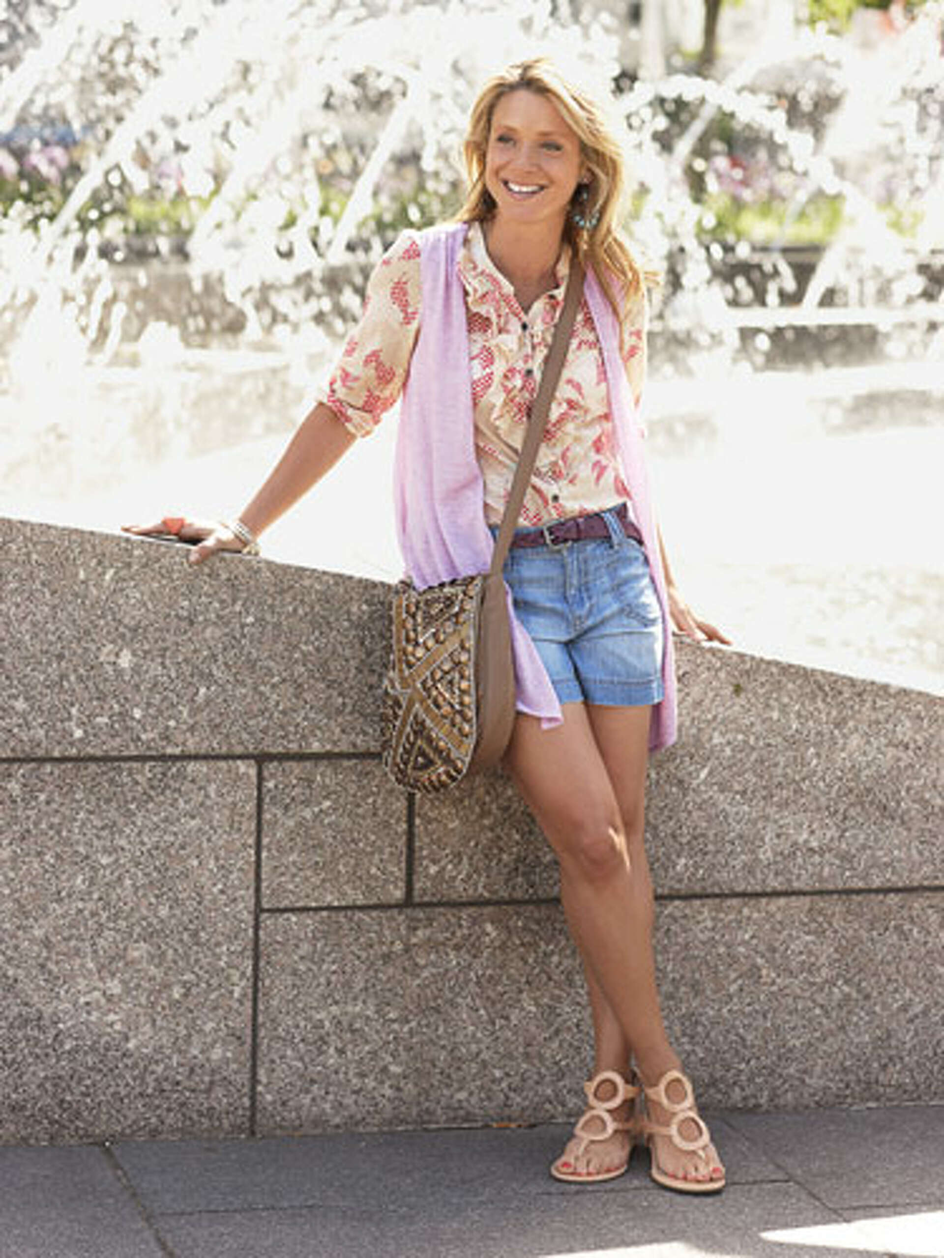 Long sleeveless cardigan outfits store