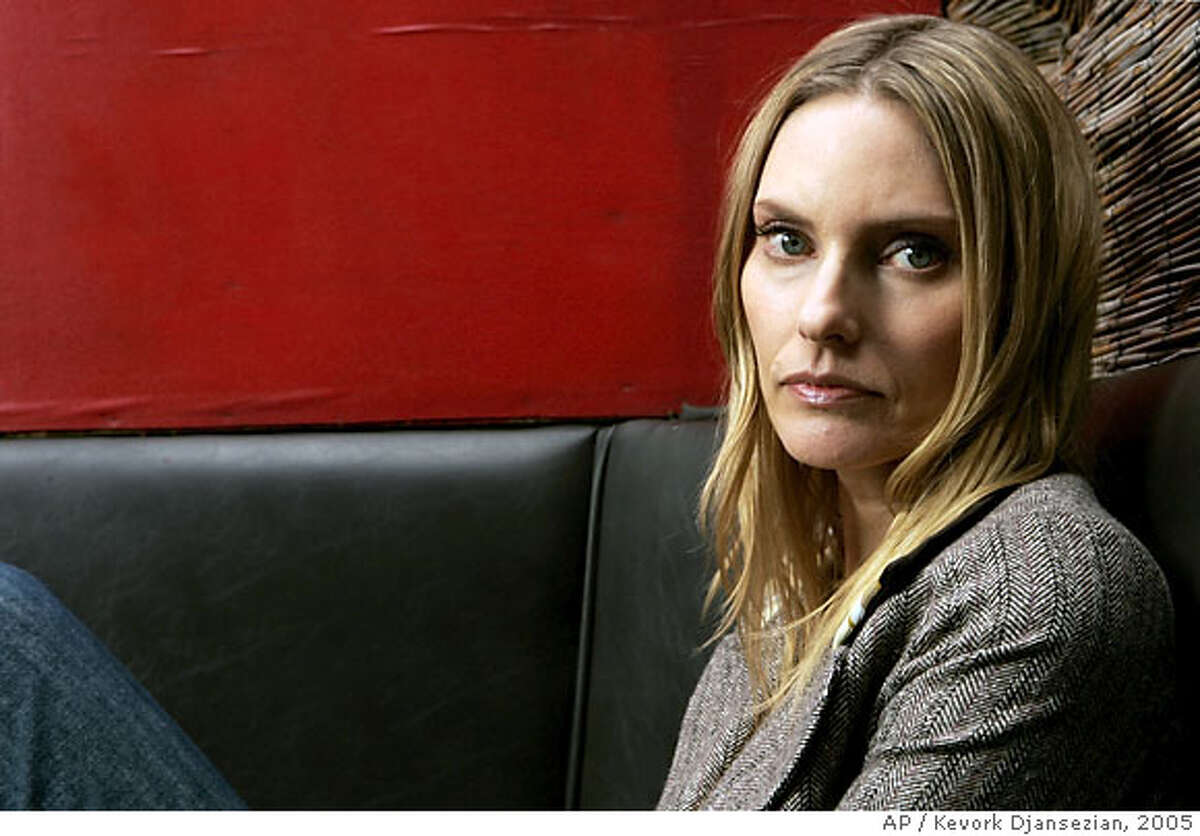 ** FILE **Singer Aimee Mann poses for a photo, in this March 23, 2005, file photo, in Los Angeles. (AP Photo/Kevork Djansezian/FILE) A MARCH 24, 2005 FILE PHOTO