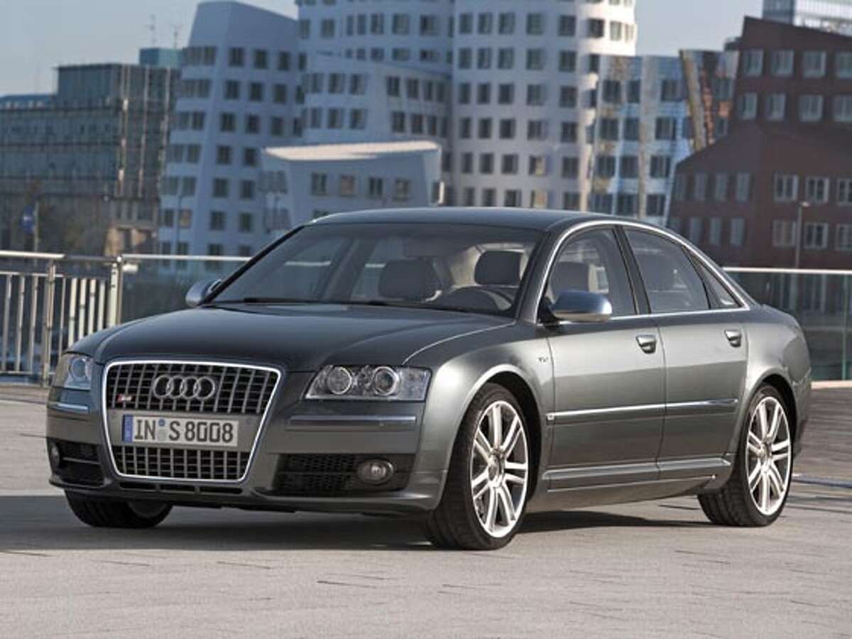 The 2007 Audi S8 is a magnificent monster / It has snap -- from the  Lamborghini connection