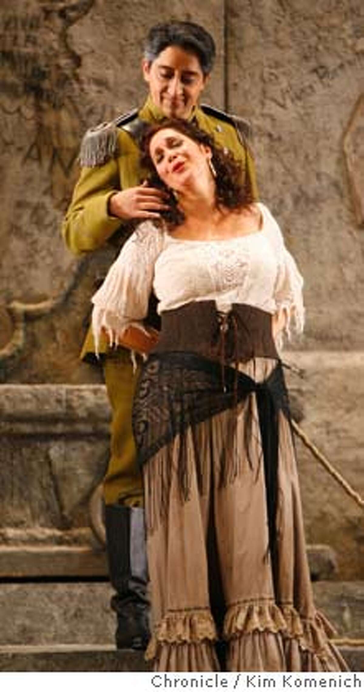 CARMEN_057_KK.JPG The San Francisco Opera presents Bizet's "Carmen." Hadar Halevy as Carmen; Ricardo Herrera as Zuniga. Photo by Kim Komenich/The Chronicle **Cast Sheet �2006, San Francisco Chronicle/Kim Komenich MANDATORY CREDIT FOR PHOTOG AND SAN FRANCISCO CHRONICLE/ -MAGS OUT
