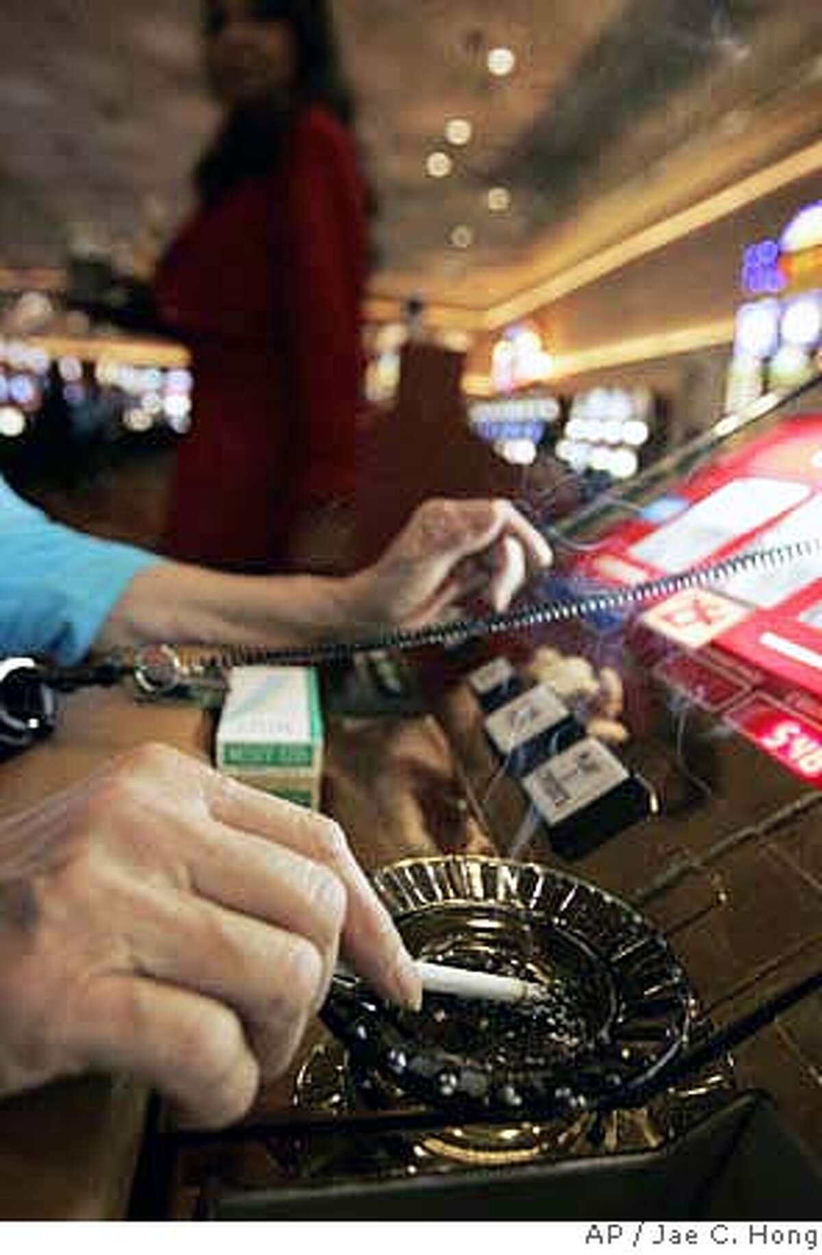 Nevada, where everything goes, to vote on snuffing out smoking