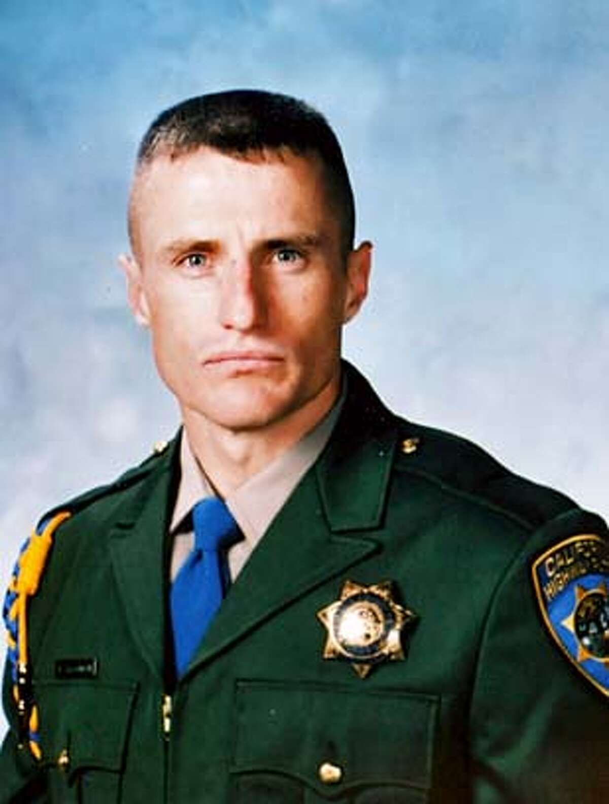 CLEARMAN_013_CAG.JPG California Highway Patrol Officer, Brent Clearman was struck by a hit-and-run vehicle as he was investigating a vehicle accident on the 880 freeway at the 66th Avenue off ramp on Saturday, August 5, 2006. Clearman, a two-year veteran of the CHP, later died from his injuries. Photo by Carlos Avila Gonzalez/The San Francisco Chronicle Photo taken on 8/6/06, in San Francisco, Ca, USA **All names cq (source) MANDATORY CREDIT FOR PHOTOG AND SAN FRANCISCO CHRONICLE/ -MAGS OUT