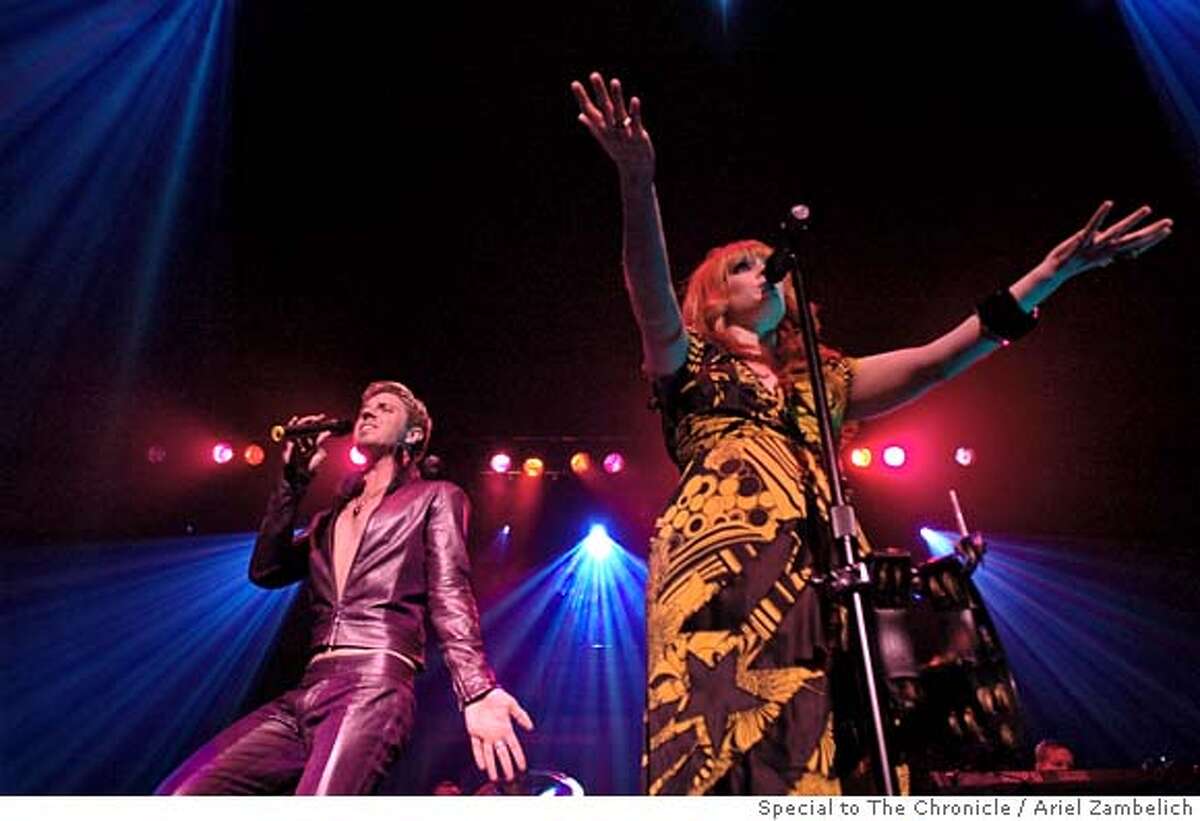 REVIEW / Scissor Sisters could stand to sharpen edges