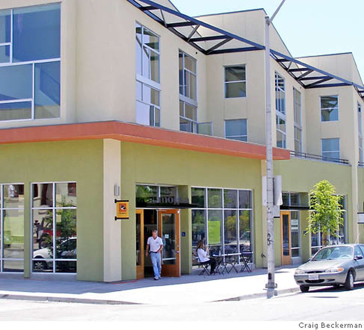 MODEL HOME South Side Lofts, Berkeley / Development's lofty