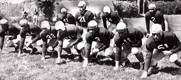 HUMBLE BEGINNINGS / In '46, 49ers made S.F. a big-league sports town