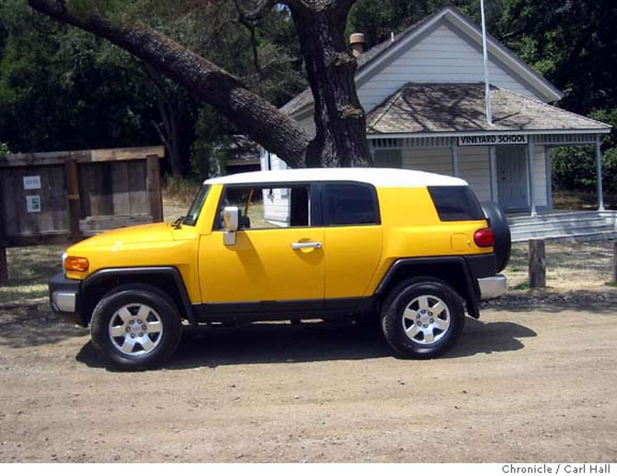 LIKE A BLAST FROM THE PAST / The FJ Cruiser is built for Sierra