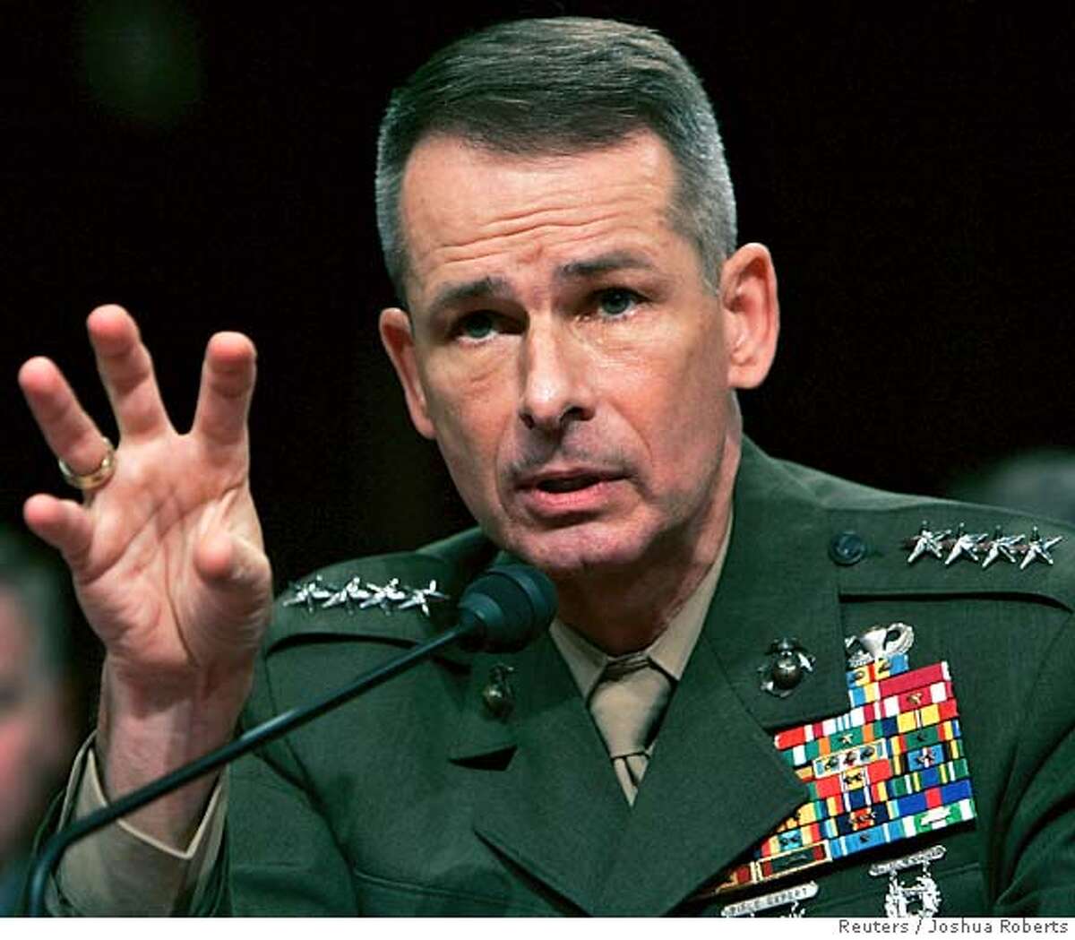 Generals paint bleak picture for Iraq / All-out civil war possible soon ...