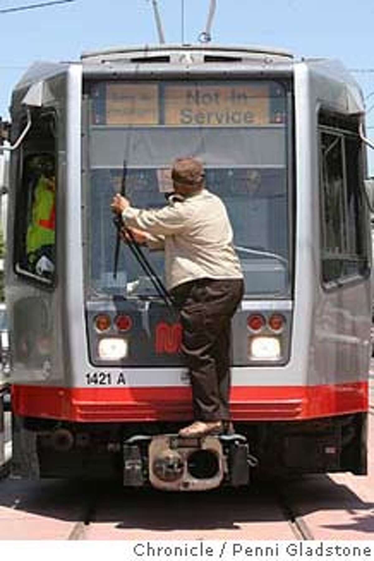 SAN FRANCISCO / Third Street seeing streetcars / Test runs for light