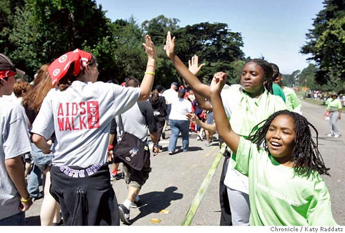 A show of hands for AIDS walkers