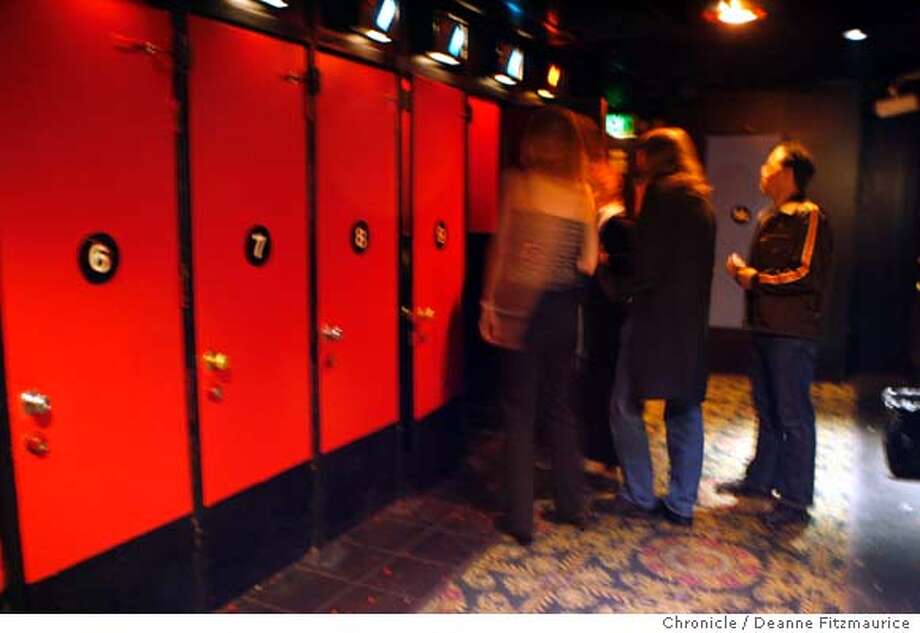 Couples shed inhibitions, tour S.F. strip clubs - SFGate