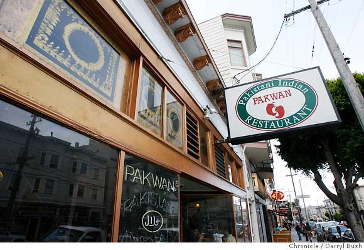 bargain06pakwan_0077_db.JPG Pakwan has bargain Pakistani Indian food on 16th Street in San Francisco, CA on Wednesday, June 28, 2006. shot: 6/28/06 Darryl Bush / The Chronicle ** Sara Galvin (cq)
