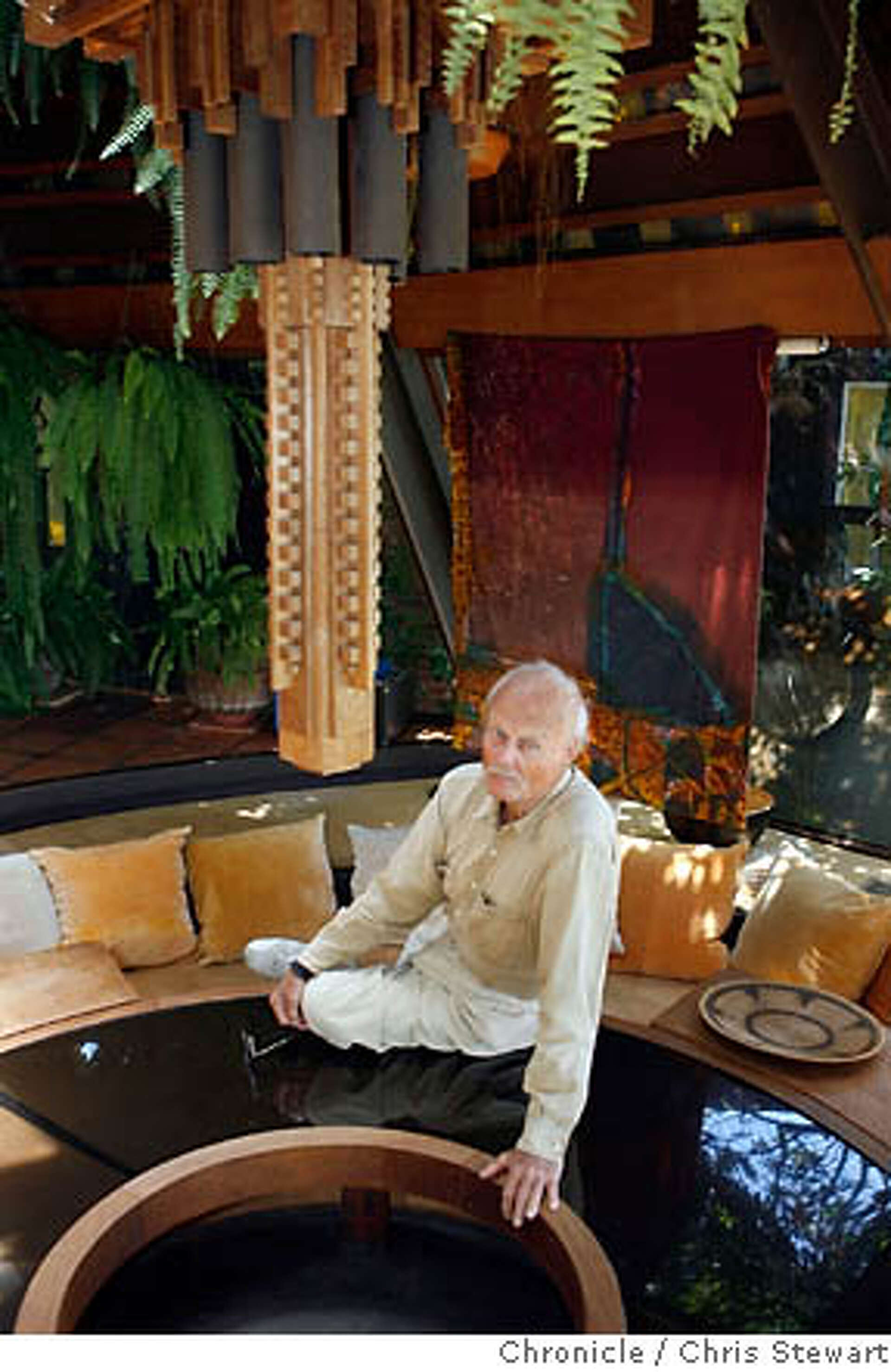 Earth shelter experimenter / Architect molds natural forms -- petals,  pyramids, towers -- into social statements