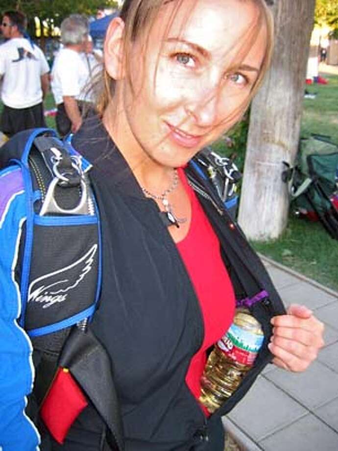 SAN MATEO / BASE jumper died on 4th leap of trip / Fiance, friends say