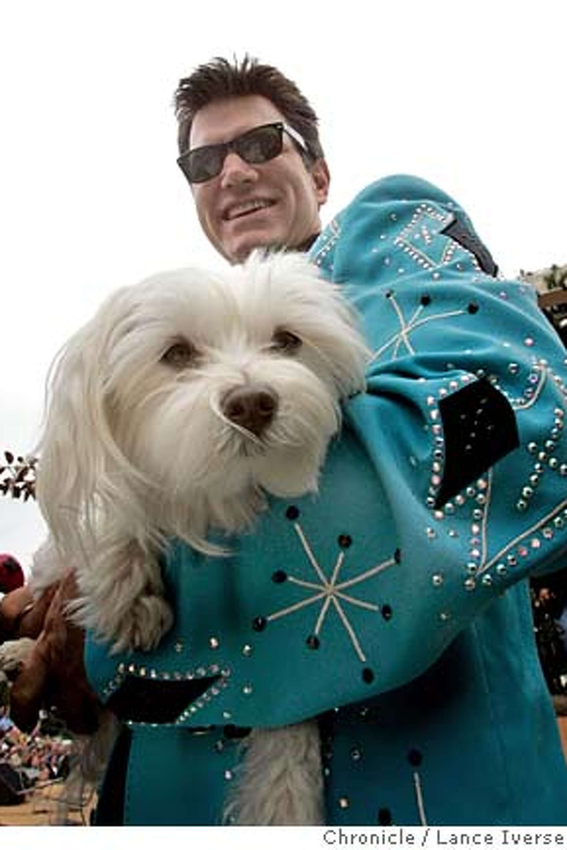 Faith Restored: Chris Isaak in Minneapolis - Onstage Magazine.com, image size:1920x2880