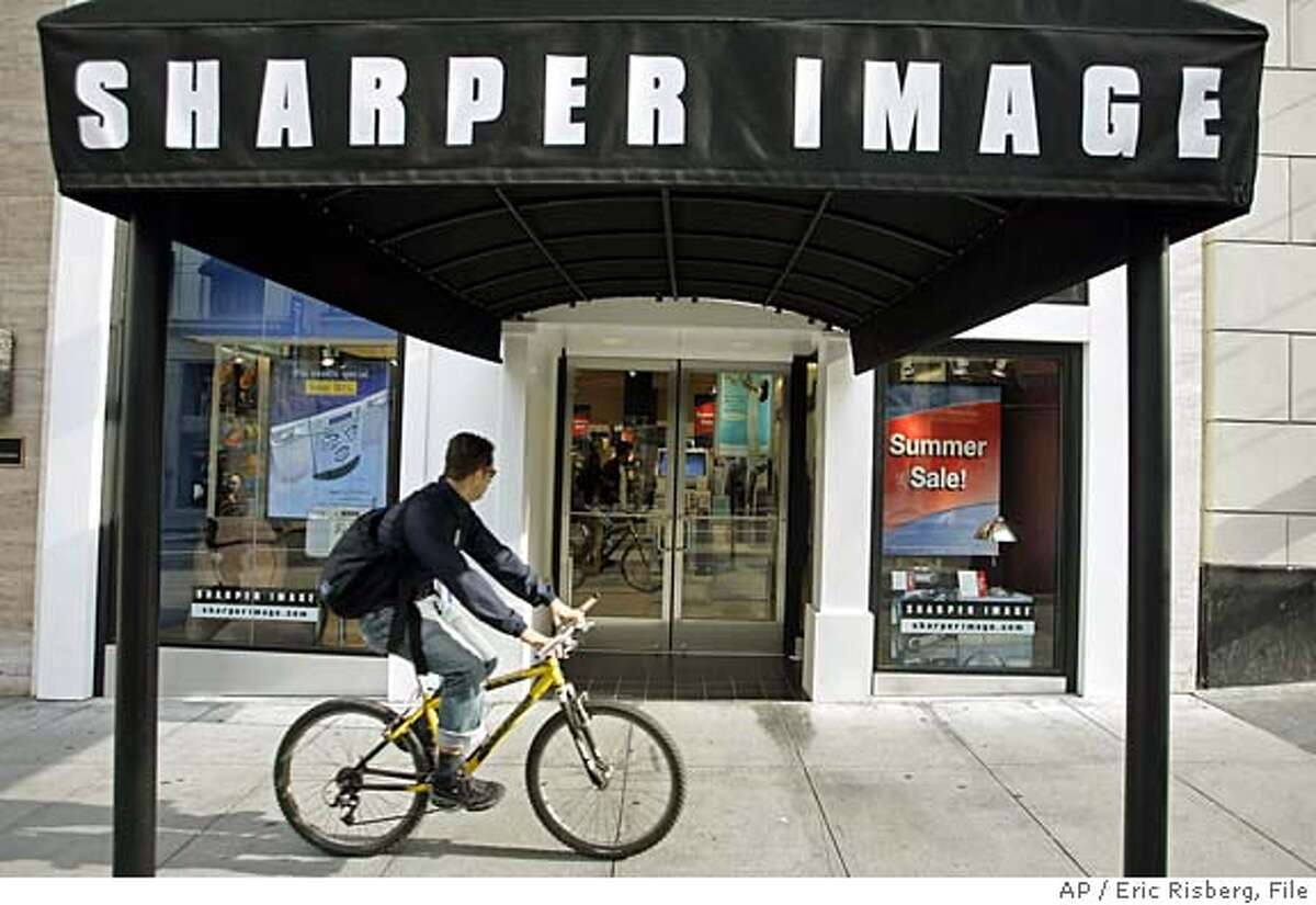 Revolting investors eye Sharper Image / Group acquiring shares to